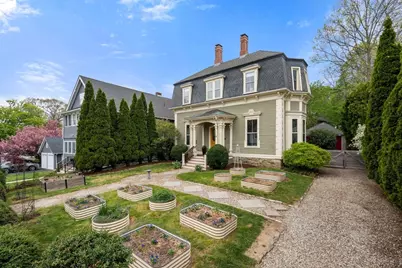 3 Vermont St, Boston, MA 02132 - Photo 2