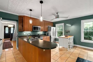 14 Gordon St, Boston, MA 02130 - Photo 12
