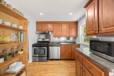 12 Westwood Ter, Westwood, MA 02090 - Photo 4