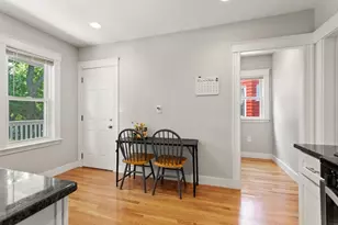 9 Bailey St, Boston, MA 02124 - Photo 4