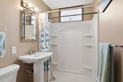 310 W Allen Ridge Rd, Springfield, MA 01118 - Photo 10