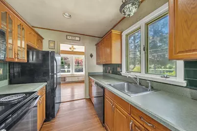 72 Marked Tree Rd, Needham, MA 02492 - Photo 2