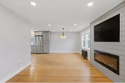 13 Marilyn Drive, Auburn, MA 01501 - Photo 4