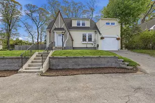 13 Marilyn Dr, Auburn, MA 01501 - Photo 1