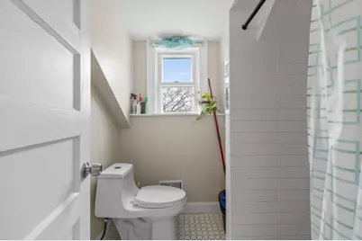 117 Winnisimmet St, Chelsea, MA 02150 - Photo 18