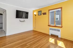 49 Hollace St, Waltham, MA 02453 - Photo 10