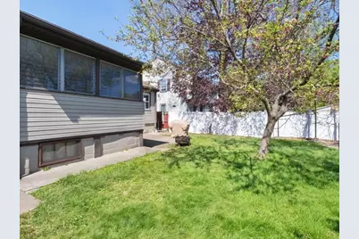 49 Hollace Street, Waltham, MA 02453 - Photo 28