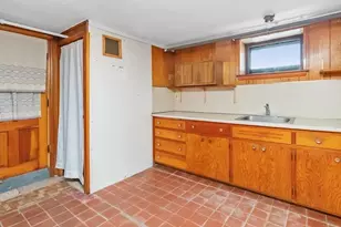 49 Hollace St, Waltham, MA 02453 - Photo 22