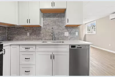 141 Prospect St #A, Gloucester, MA 01930 - Photo 2