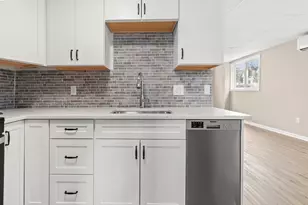 141 Prospect St, Gloucester, MA 01930 - Photo 2
