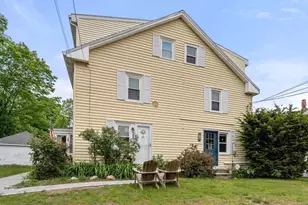 118 Village St, Medway, MA 02053 - Photo 2