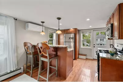 118 Village St #A, Medway, MA 02053 - Photo 4