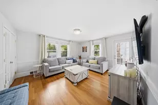 10 Gloucester St, Methuen, MA 01844 - Photo 4