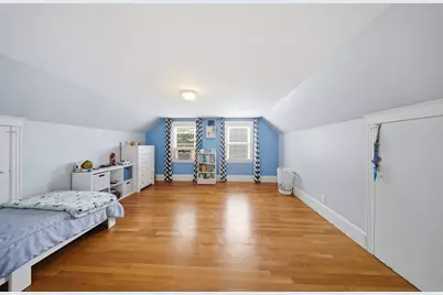 10 Gloucester St, Methuen, MA 01844 - Photo 8