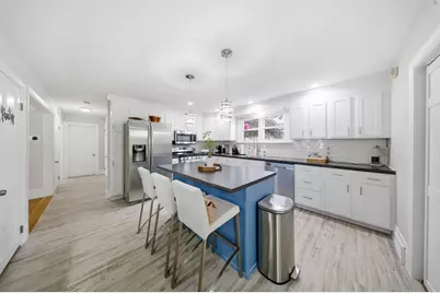10 Gloucester St, Methuen, MA 01844 - Photo 2