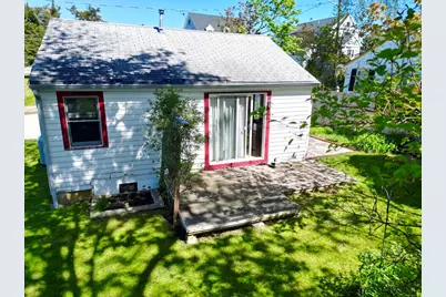 11 Meadow Glen Ln, Plymouth, MA 02360 - Photo 14
