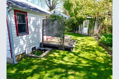 11 Meadow Glen Ln, Plymouth, MA 02360 - Photo 16