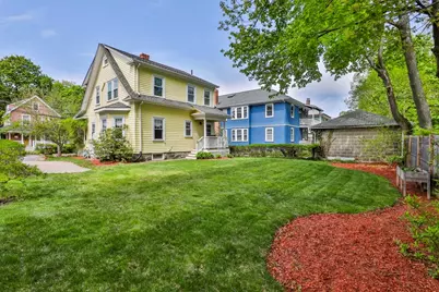 15 Crown St, Milton, MA 02186 - Photo 2
