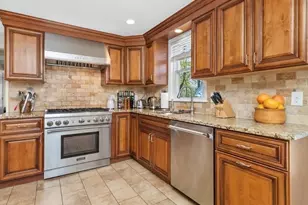 42 Virginia Rd, Waltham, MA 02453 - Photo 12