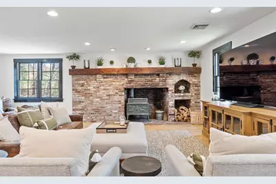 16 Thurlow Street, Georgetown, MA 01833 - Photo 16