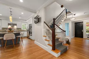 799 Commonwealth Ave, Newton, MA 02459 - Photo 4