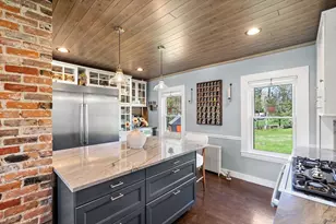 25 Warfield St, Hopedale, MA 01747 - Photo 6