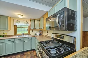 35 Broad St, Billerica, MA 01821 - Photo 12