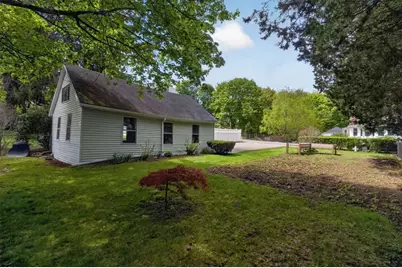 7 East Greenwood St, Amesbury, MA 01913 - Photo 12