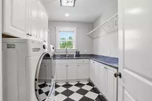 21 Fletcher Rd, Bedford, MA 01730 - Photo 26