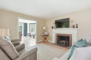 11 Hoop Pole Ln, Norwell, MA 02061 - Photo 2