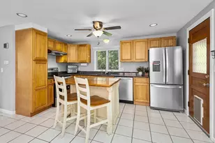 4 Lynn Ave, Plainville, MA 02762 - Photo 16