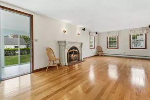 67 Brook Dr, Lynnfield, MA 01940 - Photo 4