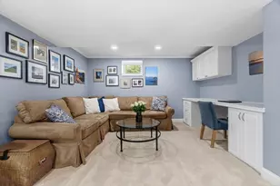 460 Baker St, Boston, MA 02132 - Photo 34