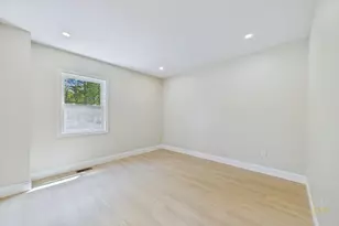 17 Southworth St, Lakeville, MA 02347 - Photo 16