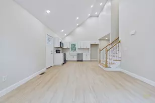 17 Southworth St, Lakeville, MA 02347 - Photo 8