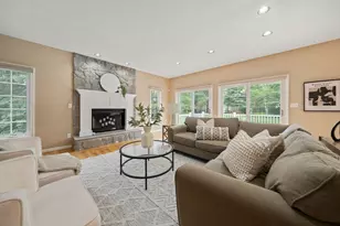 5 Dublin Cir, Burlington, MA 01803 - Photo 6