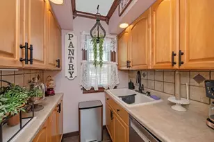 24 Sylvia St, Lynn, MA 01904 - Photo 10