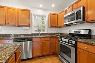 39 Brewster Rd, Stoughton, MA 02072 - Photo 10