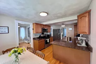 12 Palmer Ave, Saugus, MA 01906 - Photo 10