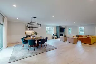 4 Lincoln Ct, Medfield, MA 02052 - Photo 8