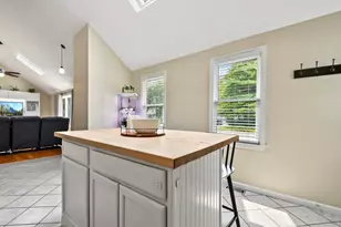 310 Shagbark Rd, Taunton, MA 02780 - Photo 10