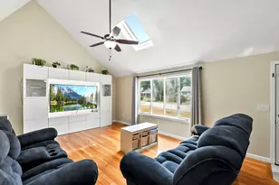 310 Shagbark Rd, Taunton, MA 02780 - Photo 4