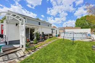 115 Talbot St, Brockton, MA 02301 - Photo 34