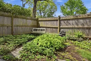 6 Ferncroft St, Longmeadow, MA 01106 - Photo 6