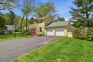 6 Ferncroft St, Longmeadow, MA 01106 - Photo 2