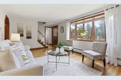 3 Juniper St, Burlington, MA 01803 - Photo 10