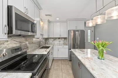 15 Erhardt Terrace, Methuen, MA 01844 - Photo 6