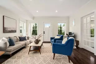 67 Ash St, Waltham, MA 02453 - Photo 2