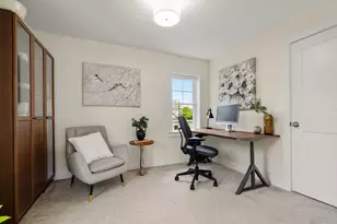 67 Ash St, Waltham, MA 02453 - Photo 18