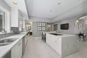 29 Hammersmith Dr, Saugus, MA 01906 - Photo 8
